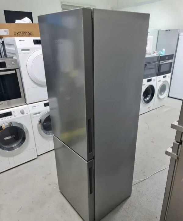 "Miele", polovan inox kombinovani frizider, 185cm, No Frost, Inverter,  PERFEKTAN, garancija 6 meseci, moguc prevoz - Slika 16