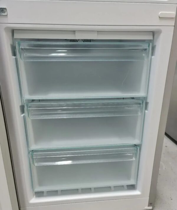 "Miele", polovan inox kombinovani frizider, 185cm, No Frost, Inverter,  PERFEKTAN, garancija 6 meseci, moguc prevoz - Slika 9
