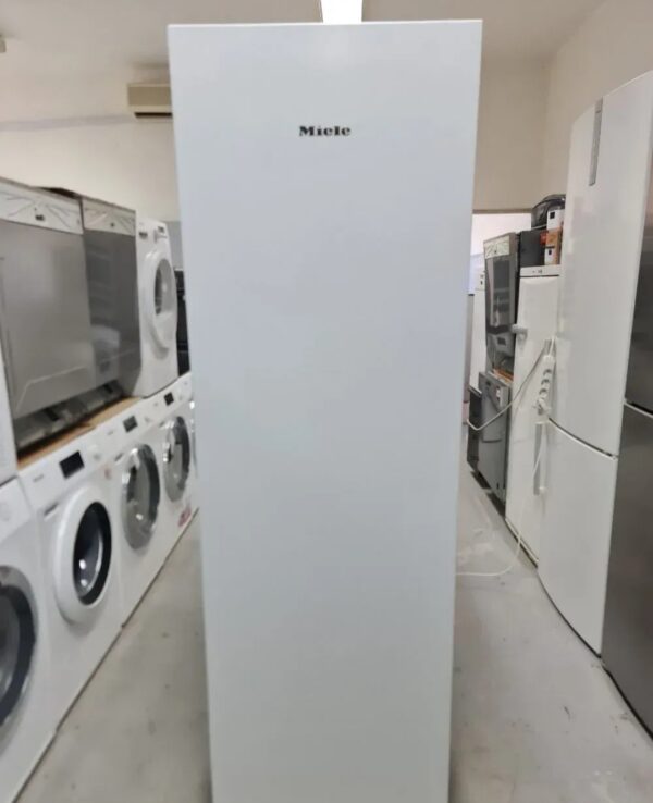 "Miele", vertikalni zamrzivac, NOVO - NEKORISCENO, inverter, No Frost, Led, touch, garancija 6 meseci, moguc prevoz - Slika 2