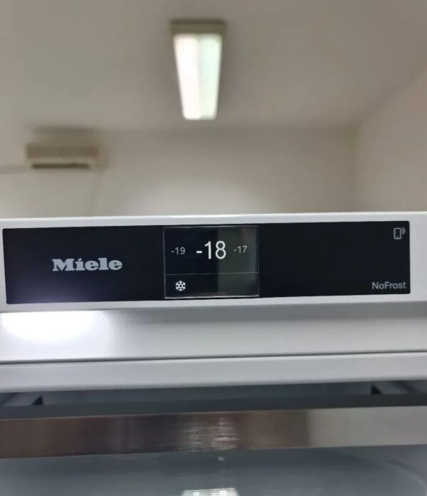 "Miele", vertikalni zamrzivac, NOVO - NEKORISCENO, inverter, No Frost, Led, touch, garancija 6 meseci, moguc prevoz - Slika 12
