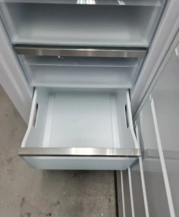 "Miele", vertikalni zamrzivac, NOVO - NEKORISCENO, inverter, No Frost, Led, touch, garancija 6 meseci, moguc prevoz - Slika 9