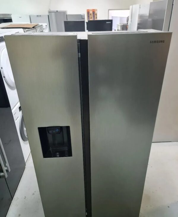 "Samsung", americki frizider - side by side, NOV - NEKORISCEN,  smart, inverter, LED, WI-FI, PERFEKTAN, garancija 6 meseci, moguc prevoz - Slika 2