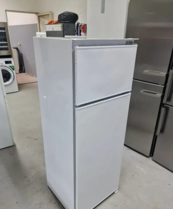 "Beko", ugradni frizider, potpuno NOV, 145 cm, garancija 6 meseci, moguc prevoz - Slika 9