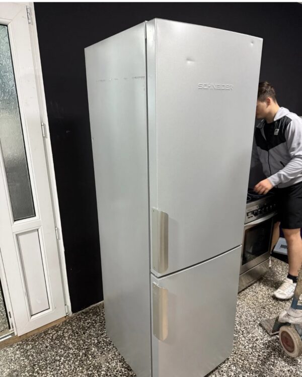 "SCHNEIDER", GERMANY, Silver Mat boja, No Frost, 185 cm, odlican, prevoz ukljucen u cenu - Slika 2