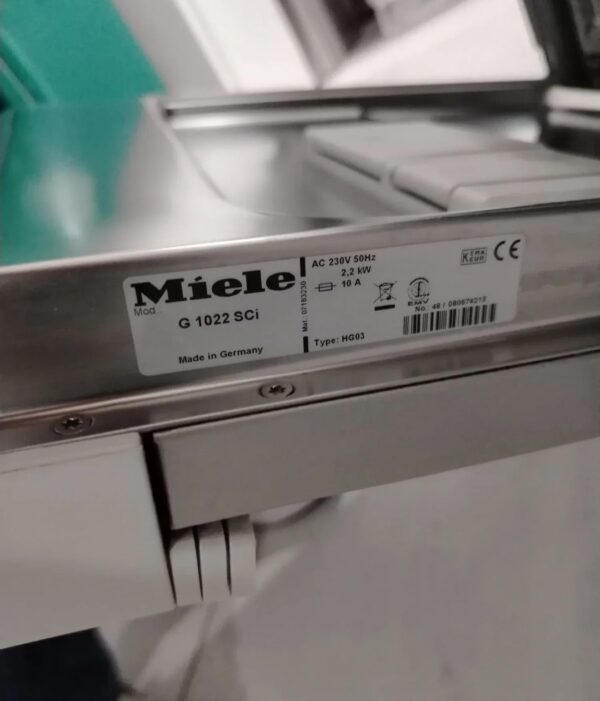 "Miele", polovna polu - ugradna masina za sudove, 14 kompleta, A klasa, garancija 6 meseci, prevoz ukljucen u cenu - Slika 2