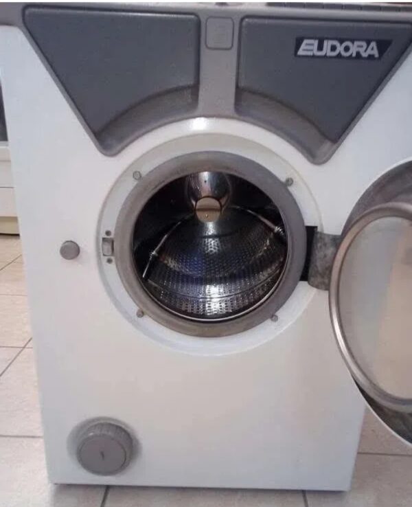 "Eudora - Baby Nova 350", polovna mini - ves masina, 3.5 kg, KAO NOVA, garancija 6 meseci, moguc prevoz - Slika 2