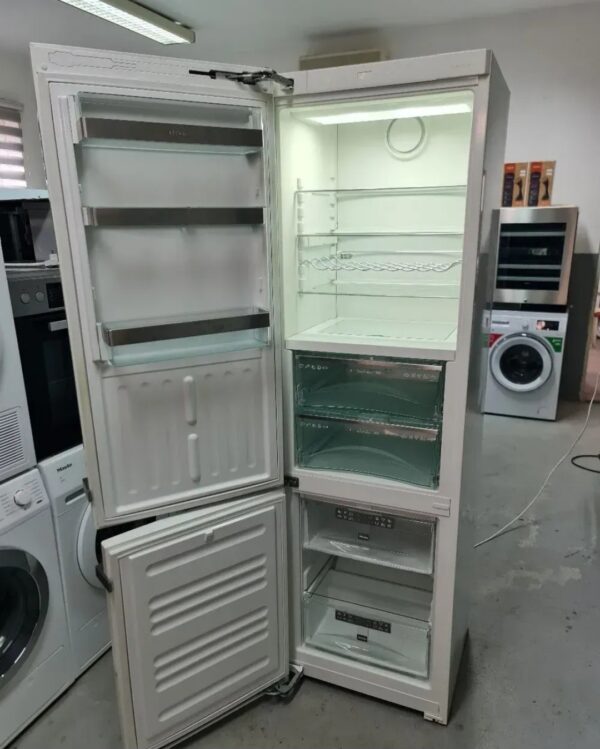"Miele", polovan kombinovani frizider, XXL, 200 cm, No Frost, Inverter, A+++, garancija 6 meseci, moguc prevoz - Slika 13