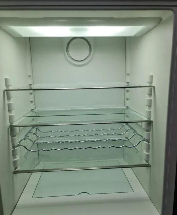 "Miele", polovan kombinovani frizider, XXL, 200 cm, No Frost, Inverter, A+++, garancija 6 meseci, moguc prevoz - Slika 9