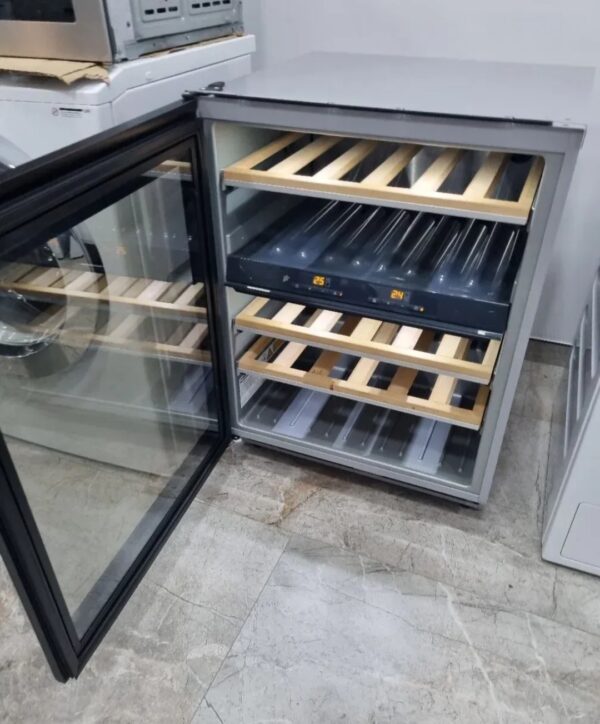 "Miele", vinska vitrina , ocuvana, dve zone, LED, displej, garancija 6 meseci, moguc prevoz - Slika 3