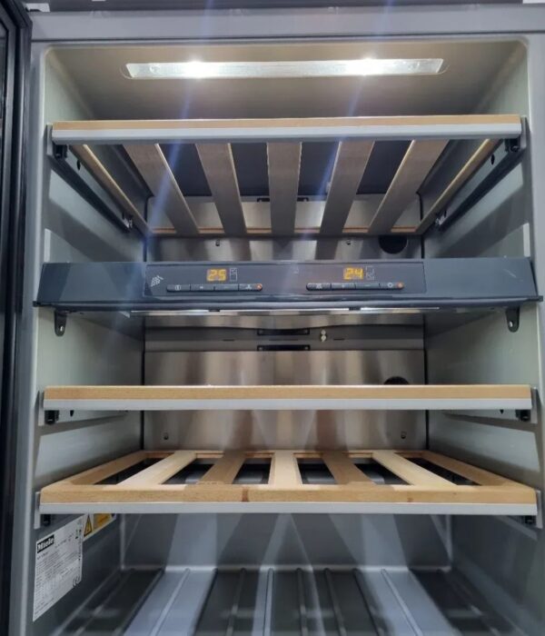 "Miele", vinska vitrina , ocuvana, dve zone, LED, displej, garancija 6 meseci, moguc prevoz - Slika 5