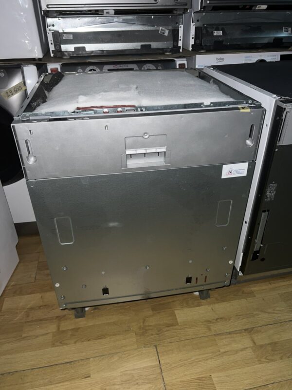 Outlet prodaja! Total ugradne, polu - ugradne i podpultne sudo - masine, uz garanciju od 24 meseca, kao da su nove! Bauknecht, Grundig, Beko i jos dosta drugih modela. Obezbedjeni rezerni delovi 7 godina kao i mogucnost servisiranja i nakon isteka 25 meseci - Slika 8