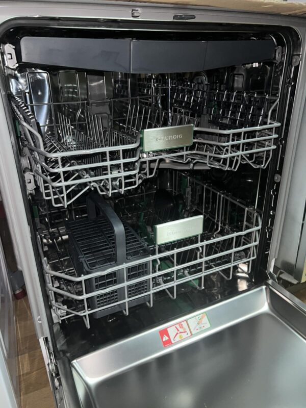 Outlet prodaja! Total ugradne, polu - ugradne i podpultne sudo - masine, uz garanciju od 24 meseca, kao da su nove! Bauknecht, Grundig, Beko i jos dosta drugih modela. Obezbedjeni rezerni delovi 7 godina kao i mogucnost servisiranja i nakon isteka 25 meseci - Slika 21