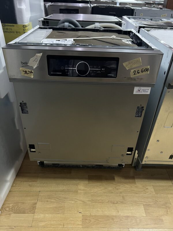 Outlet prodaja! Total ugradne, polu - ugradne i podpultne sudo - masine, uz garanciju od 24 meseca, kao da su nove! Bauknecht, Grundig, Beko i jos dosta drugih modela. Obezbedjeni rezerni delovi 7 godina kao i mogucnost servisiranja i nakon isteka 25 meseci - Slika 34