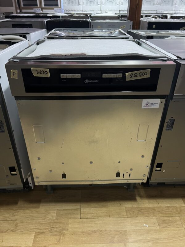 Outlet prodaja! Total ugradne, polu - ugradne i podpultne sudo - masine, uz garanciju od 24 meseca, kao da su nove! Bauknecht, Grundig, Beko i jos dosta drugih modela. Obezbedjeni rezerni delovi 7 godina kao i mogucnost servisiranja i nakon isteka 25 meseci - Slika 36