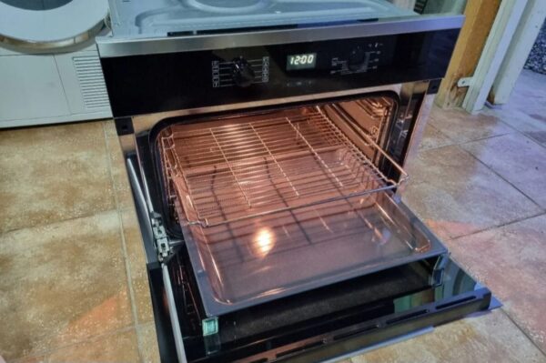 "Miele", polovna ugradna rerna, potapajuci dugmici, samociscenje hidrolizom, s 60cm, v 45cm, garancija 6 meseci, moguc prevoz, uvoz CH - Slika 4