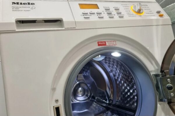 "Miele", polovna ves masina, 8kg, 1600rpm, vaga za merenje vesa, sace bubanj, garancija 6 meseci, moguc prevoz, uvoz CH - Slika 5