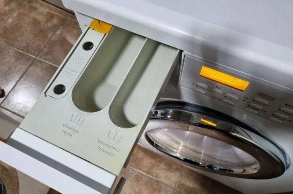"Miele", polovna kombinovana masina za pranje i susenje vesa, 6/3kg, 1600rpm, LED osvetnjen sace bubanj, garancija 6 meseci, moguc prevoz, uvoz CH - Slika 4
