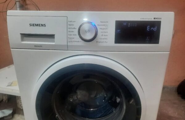 "Siemens iQ500", polovna ves masina, 8kg, 1400rpm, saće bubanj, antiflecken sistem, garancija 6 meseci, moguc prevoz - Slika 2