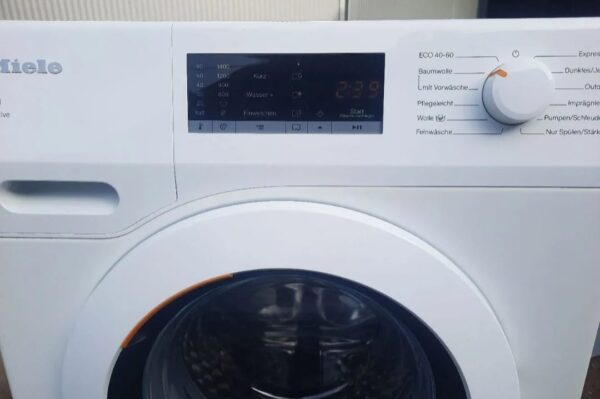 "Miele w4000 GalaGrande", polovna masina za ves, 6kg, 1500rpm, sace bubanj, LED osvetljenje, necujna u radu, garancija 6 meseci, moguc prevoz, uvoz DE - Slika 2
