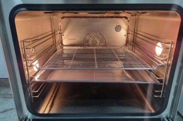 "Miele Dgc 6660", polovna ugradna kombinovana rerna sa grejnom fiokom, 77x55x58cm, garancija 6 meseci, moguc prevoz, uvoz CH - Slika 6