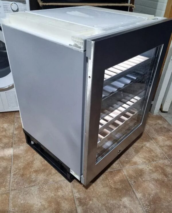 "Gaggenau", polovna ugradna vinska vitrina, inverter motor, 2 odvojene zone hladjenja, garancija 6 meseci, moguc prevoz, uvoz CH - Slika 8