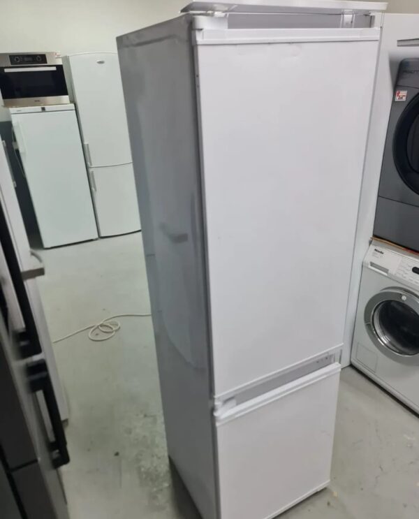 "Beko", ugradni kombinovani frizider, 271l, NoFrost, 177x55cm, garancija 6 meseci, moguc prevoz - Slika 7