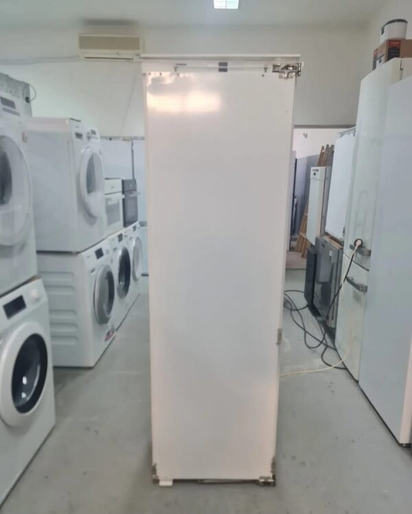 "Liebherr", polovni ugradni frizider, 319l, NoFrost, inverter motor A+++, 177x55xm, garancija 6 meseci, moguc prevoz - Slika 2