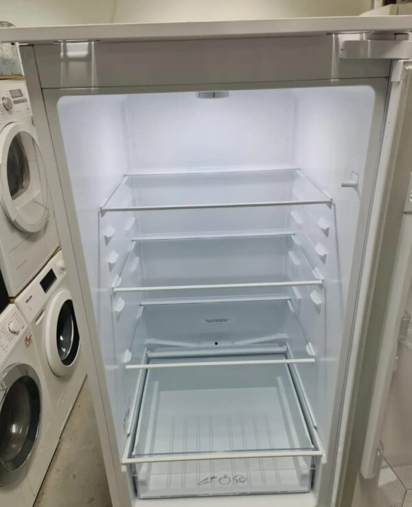 "Altus", kombinovani ugradni frizider, 262l, NoFrost, 177x55cm, garancija 6 meseci, moguc prevoz - Slika 2