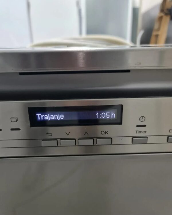 "Miele G7110 SCi", polovna ugradna masina za sudove, 2024. godiste, EcoPower, odlozeni start, garancija 6 meseci, moguc prevoz - Slika 9