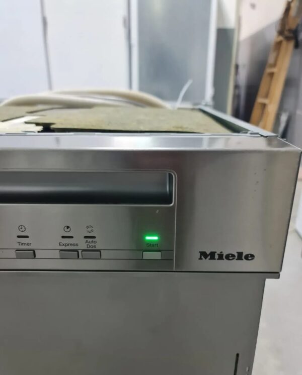 "Miele G7110 SCi", polovna ugradna masina za sudove, 2024. godiste, EcoPower, odlozeni start, garancija 6 meseci, moguc prevoz - Slika 10