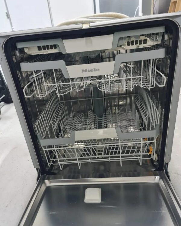 "Miele G7110 SCi", polovna ugradna masina za sudove, 2024. godiste, EcoPower, odlozeni start, garancija 6 meseci, moguc prevoz - Slika 6