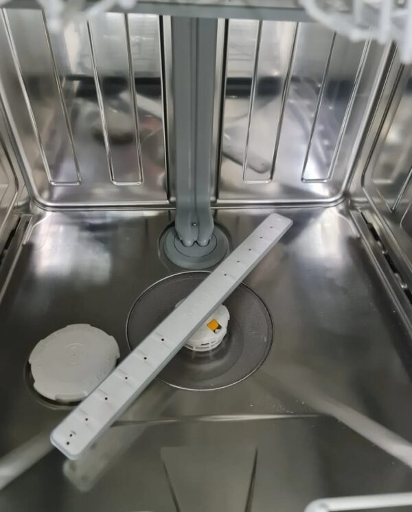 "Miele G5110 SCi", polovna ugradna masina za sudove, 2024. godiste, WaterProof sistem, odlozeni start, LED display, ChildLock, garancija 6 meseci, moguc prevoz - Slika 6